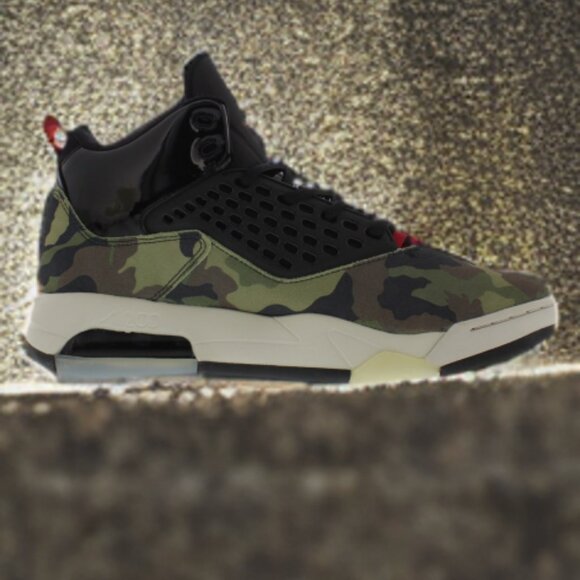 Jordan Maxin 200 Camo - Picture 1 of 1